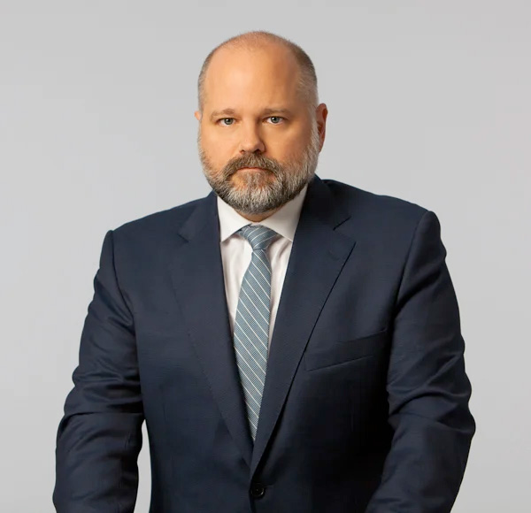 Russell Higgins, Knight Law Group attorney
